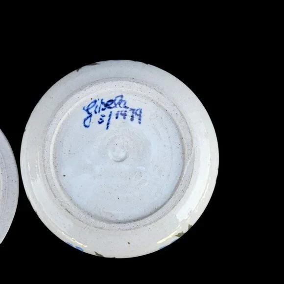 Vintage Studio Pottery Stoneware Ceramic Caserole with Lid Signed Gisela 1979 - Picture 11 of 14